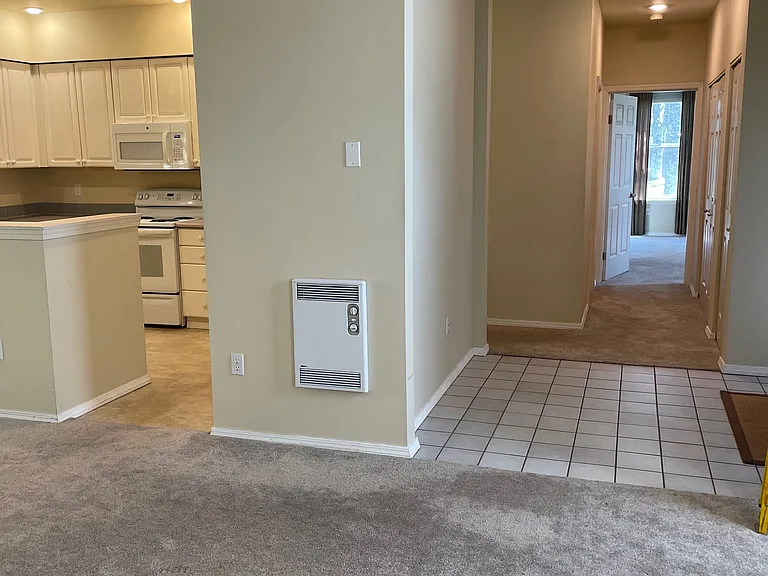 1250 Weaver Rd NW — Photo 2