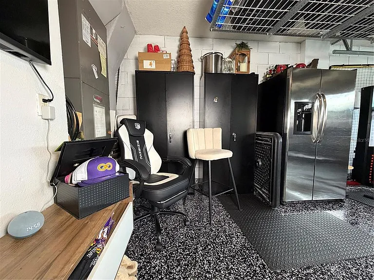 9305 Green Dragon St — Photo 73