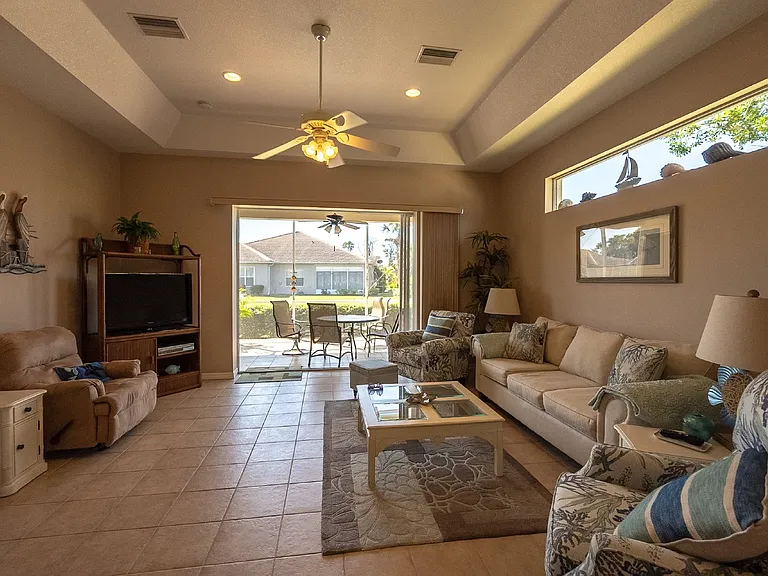 8363 Sago Ct — Photo 17