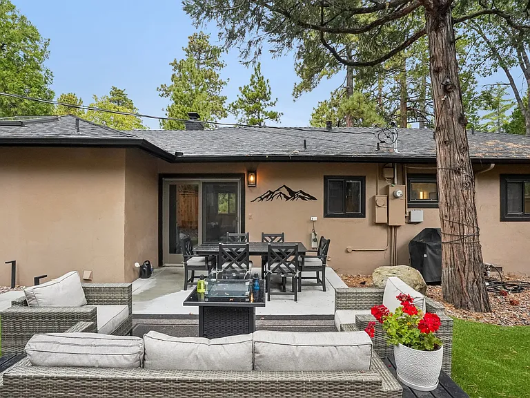 25340 Marion Ridge Dr — Photo 30