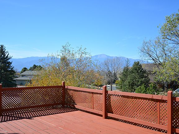 3rd image of 5318 Cracker Barrel Cir