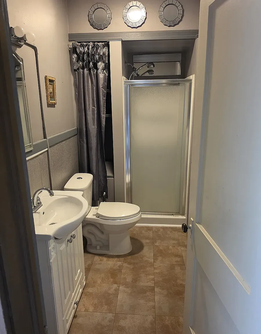 1 bed, $700 — Photo 1