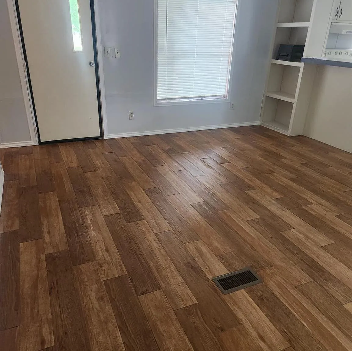 3 bed, 2.0 bath, 1216 sqft, $1,500 — Photo 3