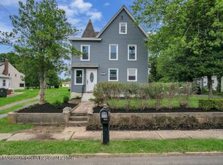 367 S Green St, Tuckerton, NJ 08087
