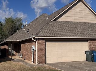 433 Sterling Pointe Way, Edmond, OK 73003