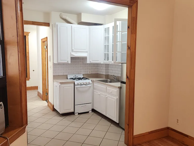 232 E 64th St #21 — Photo 6