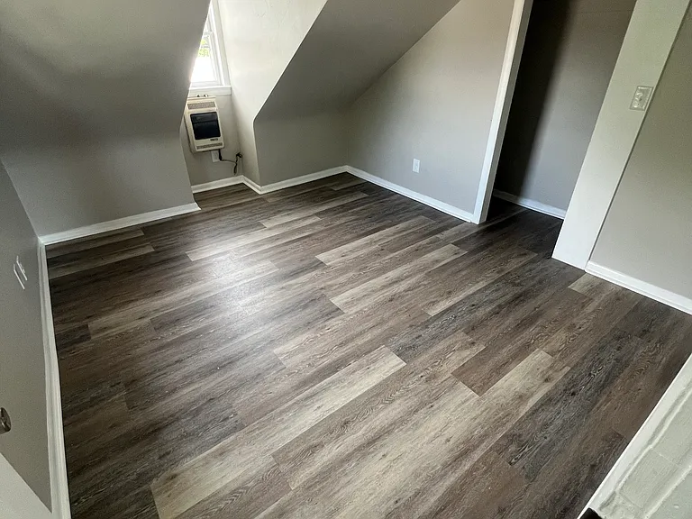 19-23 Breckenridge St #21-1/2 — Photo 8