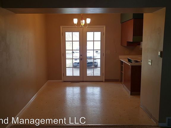 5th image of 1710 Lynn Ave