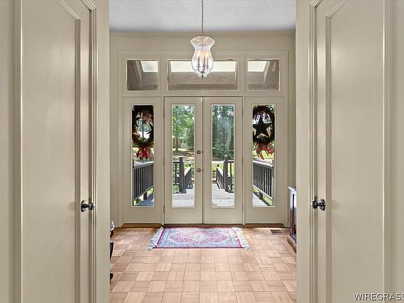 4th image of 1568 Seminole Cir