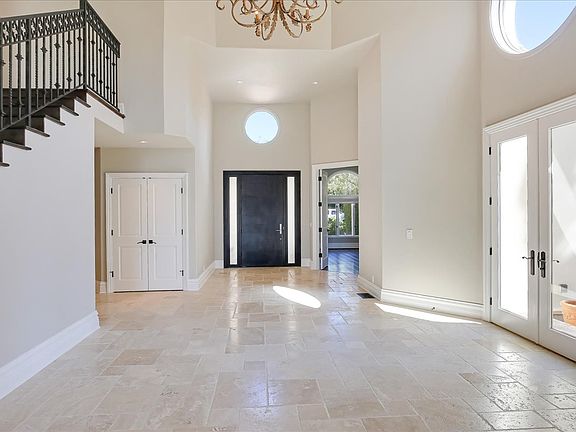4th image of 4433 Shadow Hills Blvd S