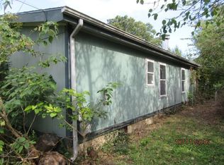 438 N Tracy St, Wichita, KS 67212
