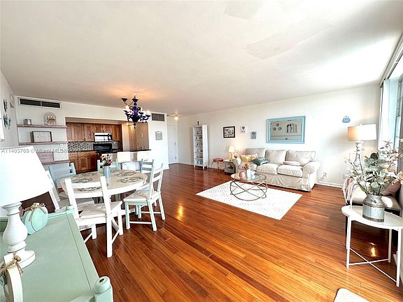 5th image of 2100 Sans Souci Blvd #B901