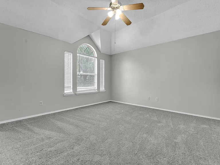 1410 Post Oak Dr — Photo 24