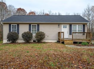 802 Riverwood Rd, Lexington, NC 27292