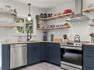 13 Evergreen Rd, Putnam Valley, NY 10579