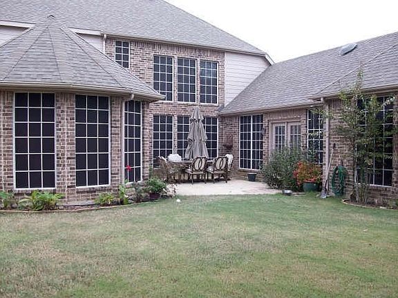 2nd image of 2117 Whitney Ln