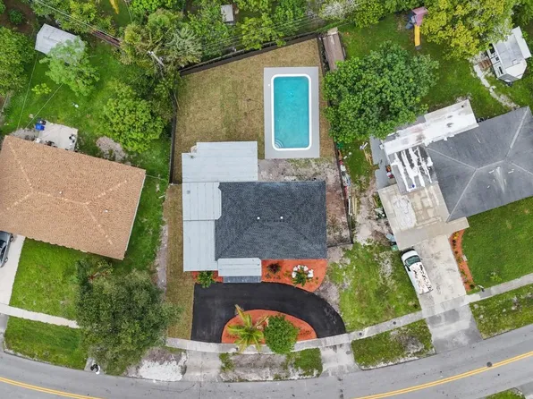 721 E Melrose Circle, Fort Lauderdale, FL 33312