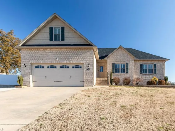 114 Solitaire Dr, Archdale, NC 27370