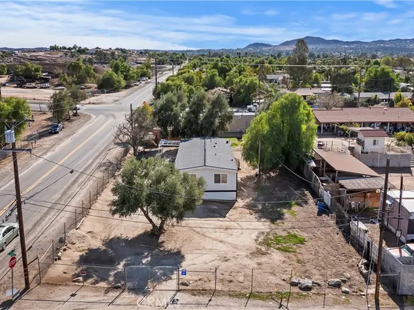 21990 Markham St, Perris, CA 92570