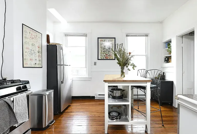 195 Hampshire St #1 — Photo 3