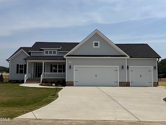 2nd image of 117 Bryant Farm Dr #5