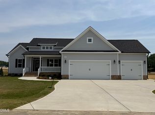 117 Bryant Farm Dr #5, Selma, NC 27576