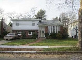 815 3rd Ave, Franklin Square, NY 11010
