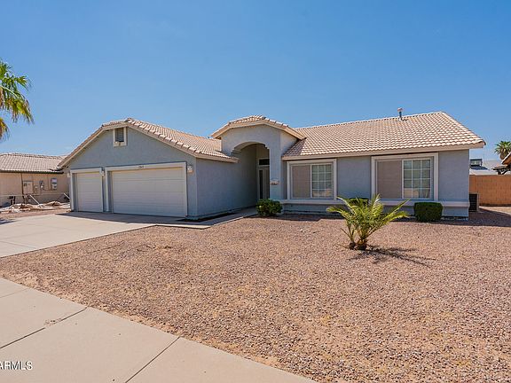 2nd image of 1265 E Avenida Luna --