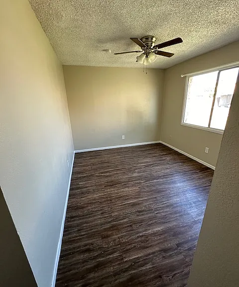 5713 N 44th Ave — Photo 17