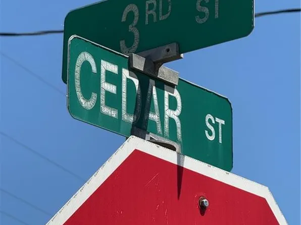 3rd And Cedar St, Ridgeway, MO 64481