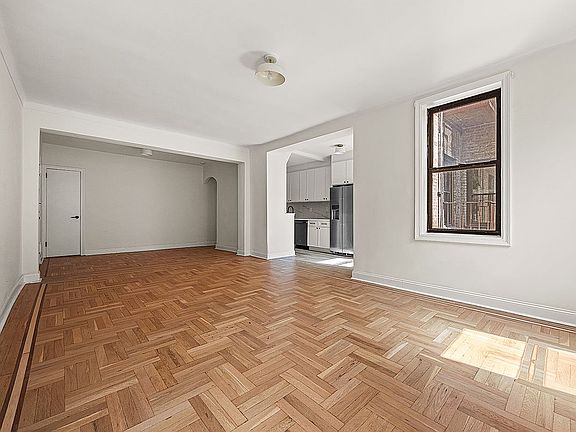 4th image of 960 Sterling Pl APT 4F