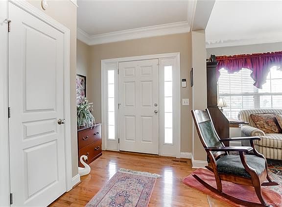3rd image of 4539 Chestwood Ct