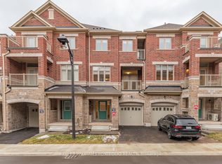 481 Manhattan Cmn, Oakville, ON L6H3P6