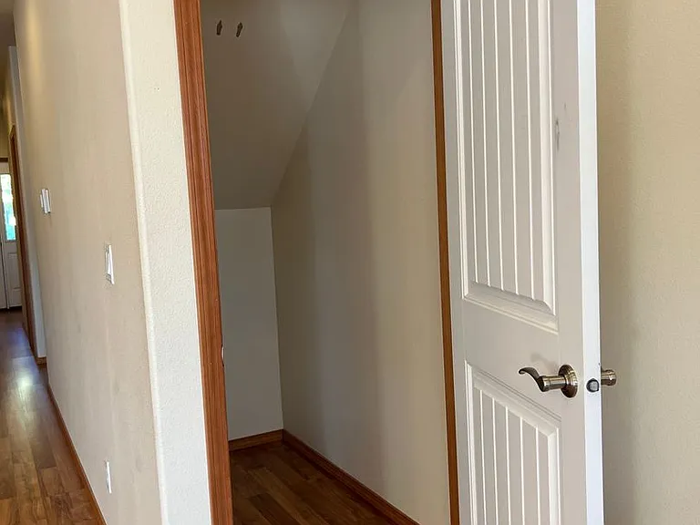 417 SW Pemberly Loop — Photo 10