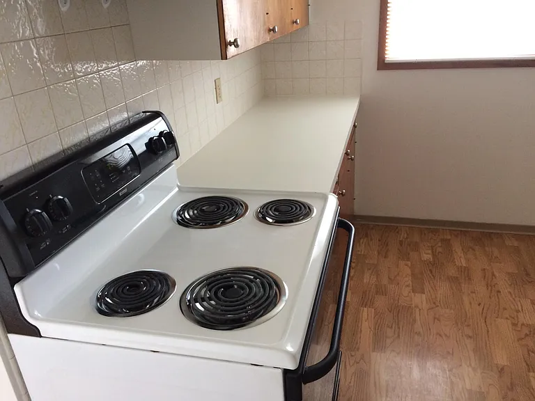 719 Edward St #B — Photo 16