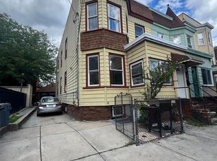 220 52nd St APT 1, West New York, NJ 07093