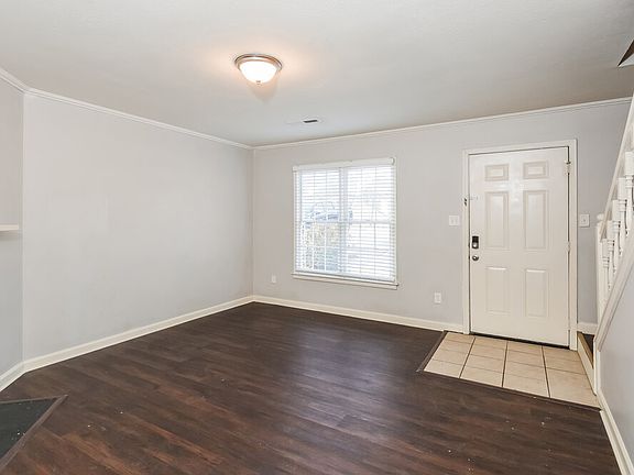 5th image of 1651 Winchester Way SE
