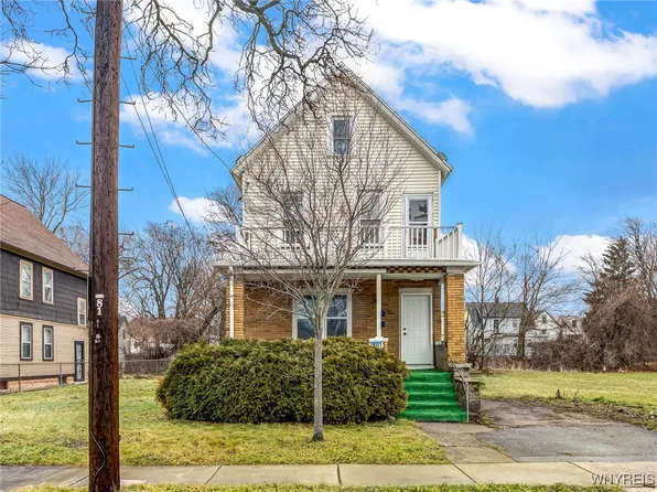 81 Lark St, Buffalo, NY 14211