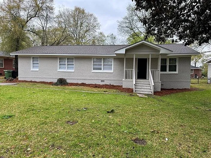 3622 Vivian Ln