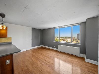 600 E 8th St APT 12R, Kansas City, MO, 64106