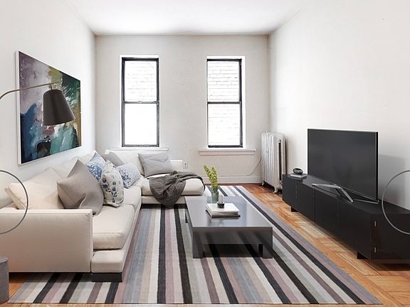 4th image of 4848 Broadway #F2