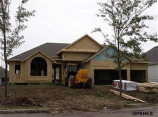 9414 Grandville Pkwy, La Vista, NE 68128