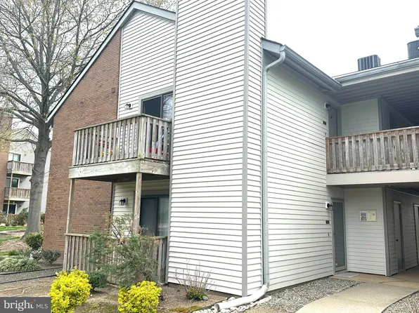 4901 Ravens Crest Dr, Plainsboro, NJ 08536