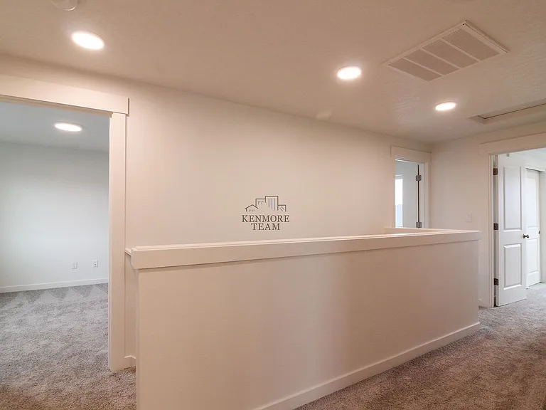 366 Aeon Dr — Photo 9