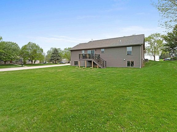 4th image of 8 Mulberry Ct