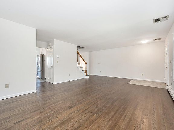 4th image of 31 Park Ave