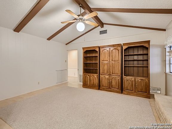 3rd image of 6706 MADELEINE DR