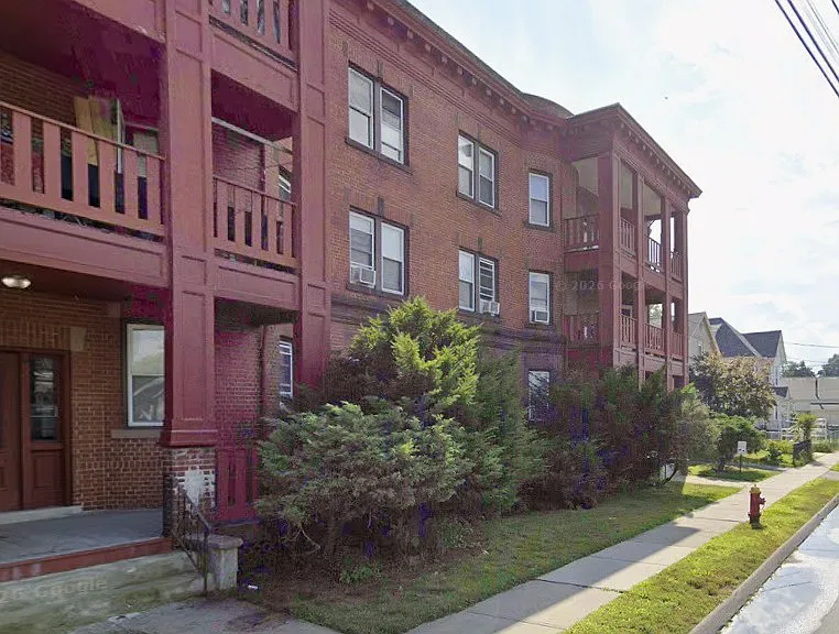 30 Cochran St #1L — Photo 12