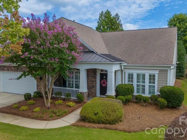 39650 Rosebay Ct, Fort Mill, SC 29715