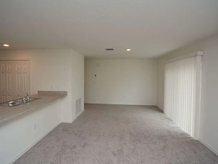 38 Baltimore Ln — Photo 18